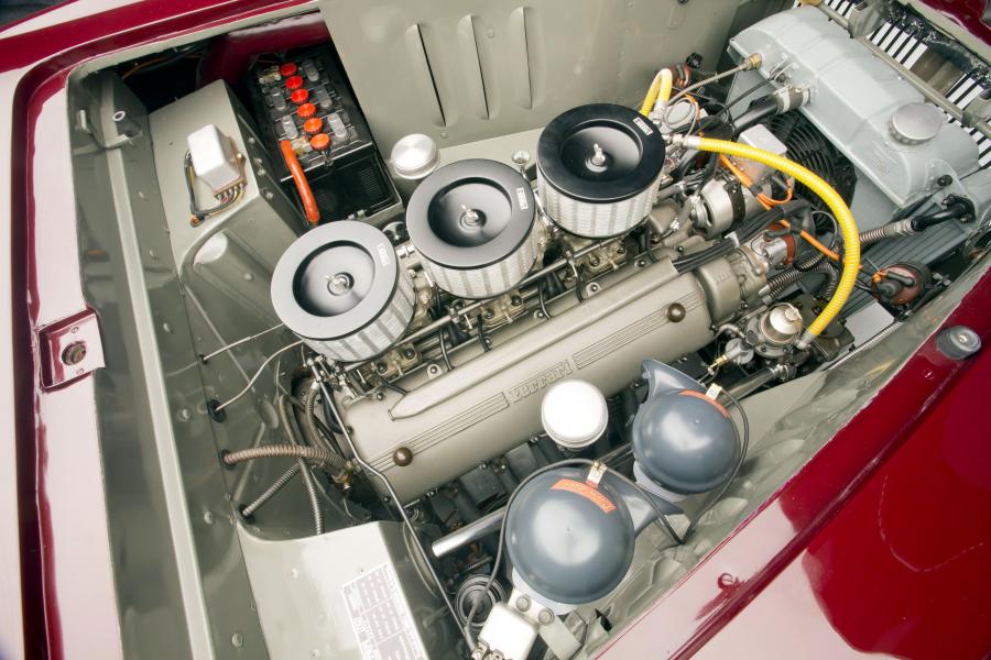  Ferrari 212 Inter Cabriolet 1951 года  (фото 11 из 16)